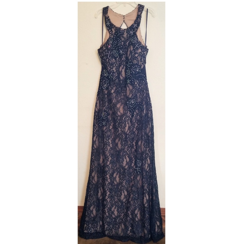 Formal Gown - Picture 4 of 4